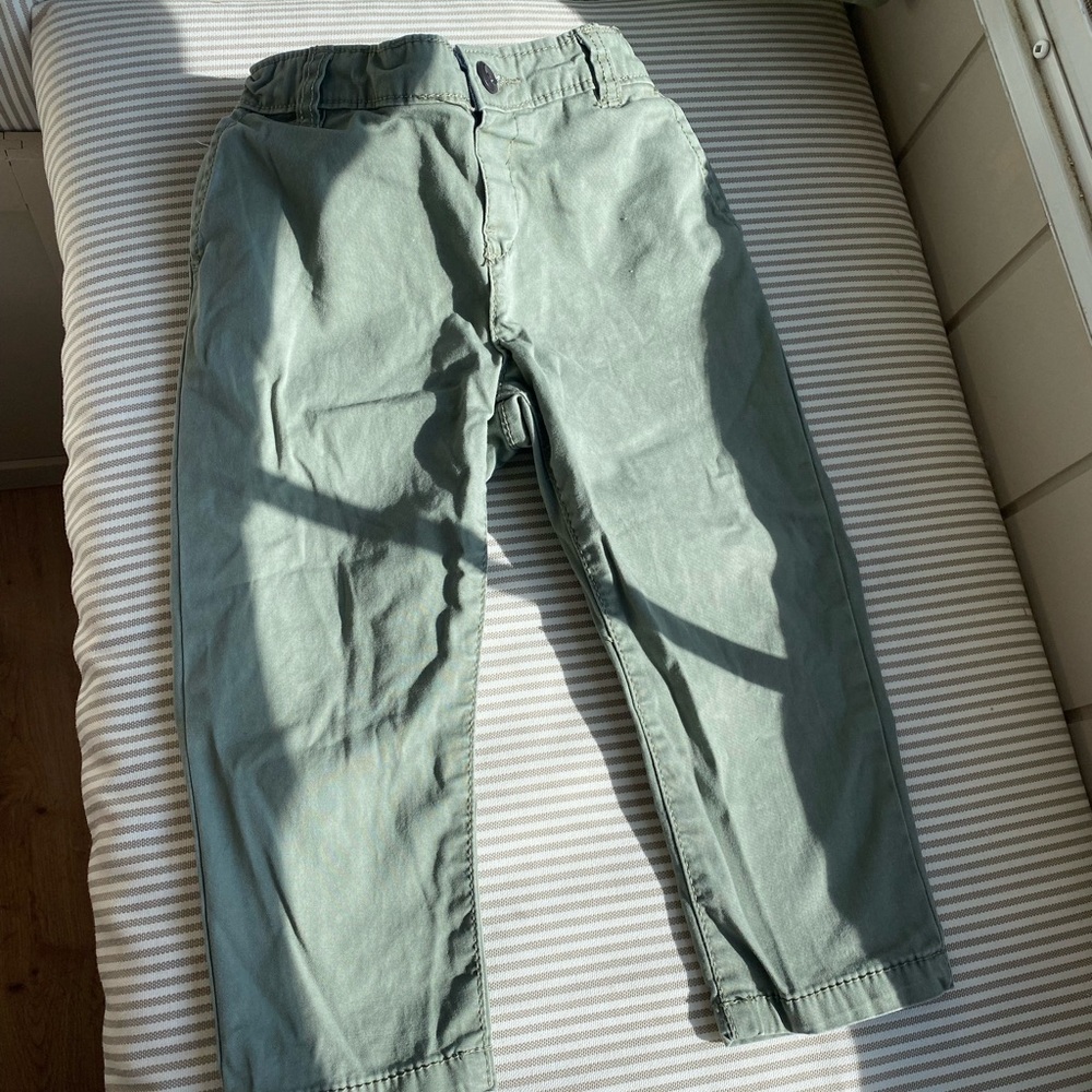 OshkoshB'gosh Toddler dress pants size 24 Mo